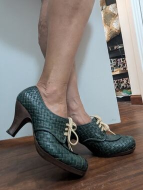 Chie Mihara Chie Mihara Depoi Green Woven Leather Shoes Heels 39.5